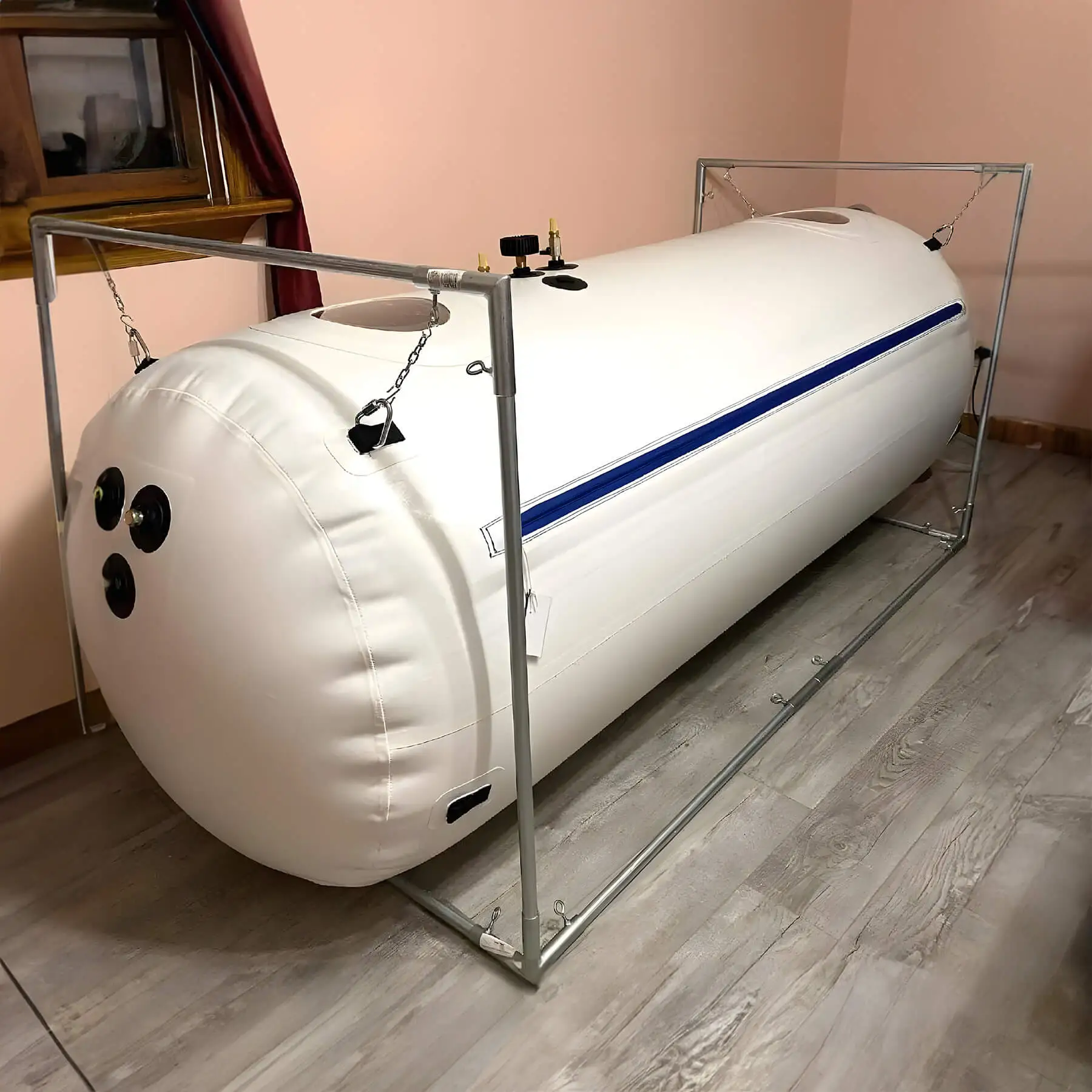 Newtowne hyperbaric chamebr - White
